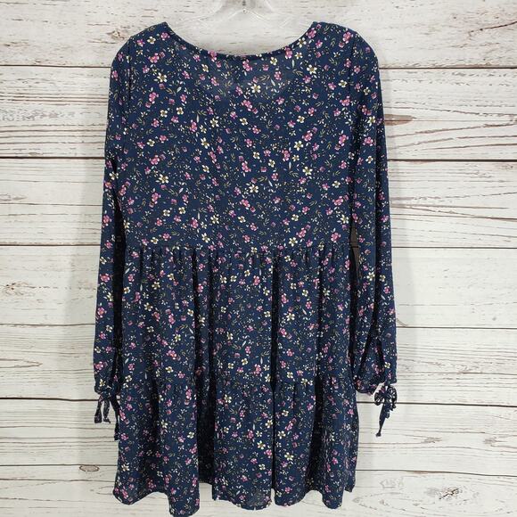 Wild Fable New Blue Floral  Bow Tie End Sleeve Tiered Dress Size Small - Picture 9 of 10